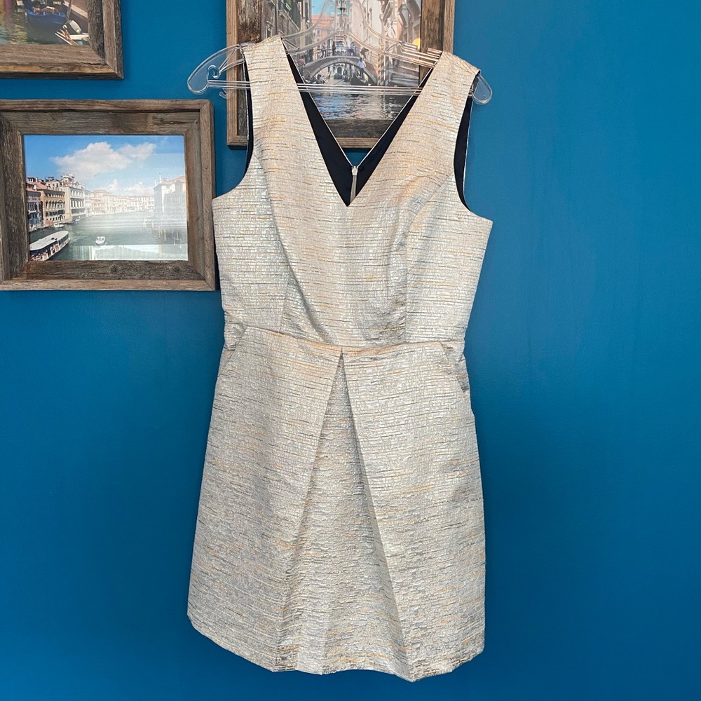 Kensie dress with pockets!